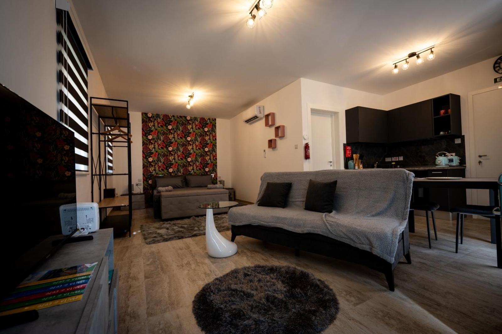 Dar Barbara Duplex 2 Double Bedrooms,2 Sofa Beds Large House With Terrace Roof Views Of Valletta Cospicua Екстериор снимка