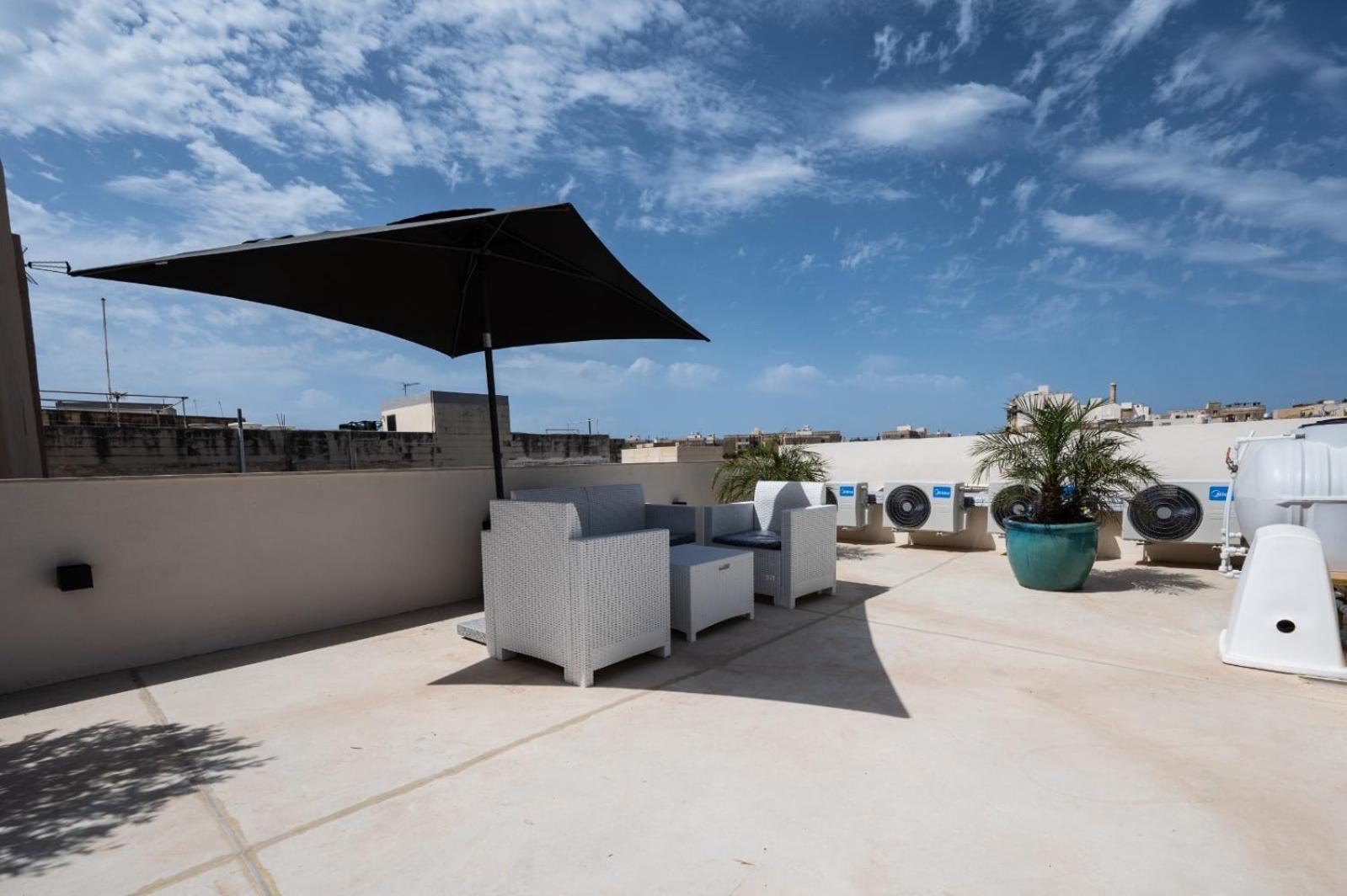 Dar Barbara Duplex 2 Double Bedrooms,2 Sofa Beds Large House With Terrace Roof Views Of Valletta Cospicua Екстериор снимка